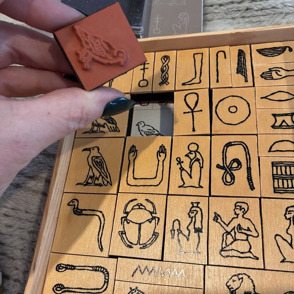 *NEW Egyptian Symbols Hieroglyphics Rubber Stamp Set by Chronicle Books 29 pcs - Picture 6 of 6